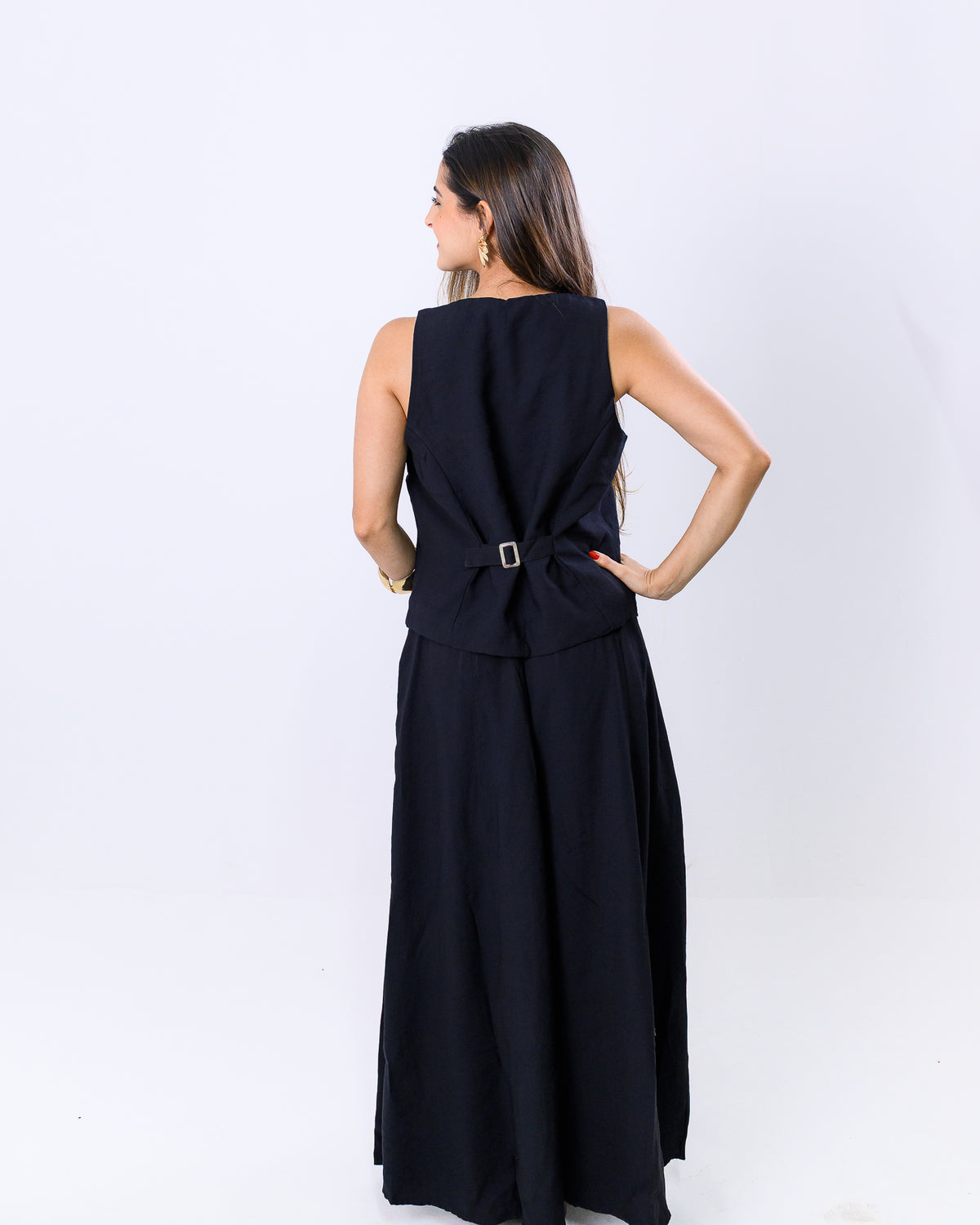 Conjunto Saia Longa e Colete Donatella