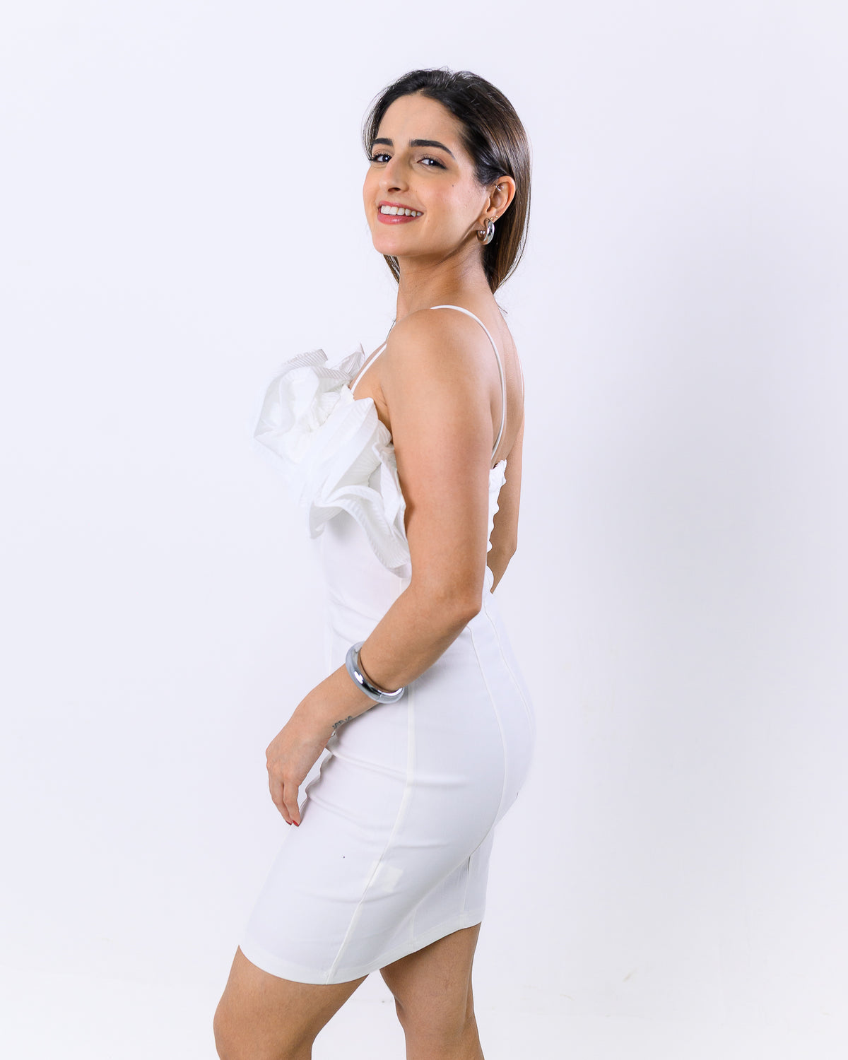 Vestido Curto com Babado Naty