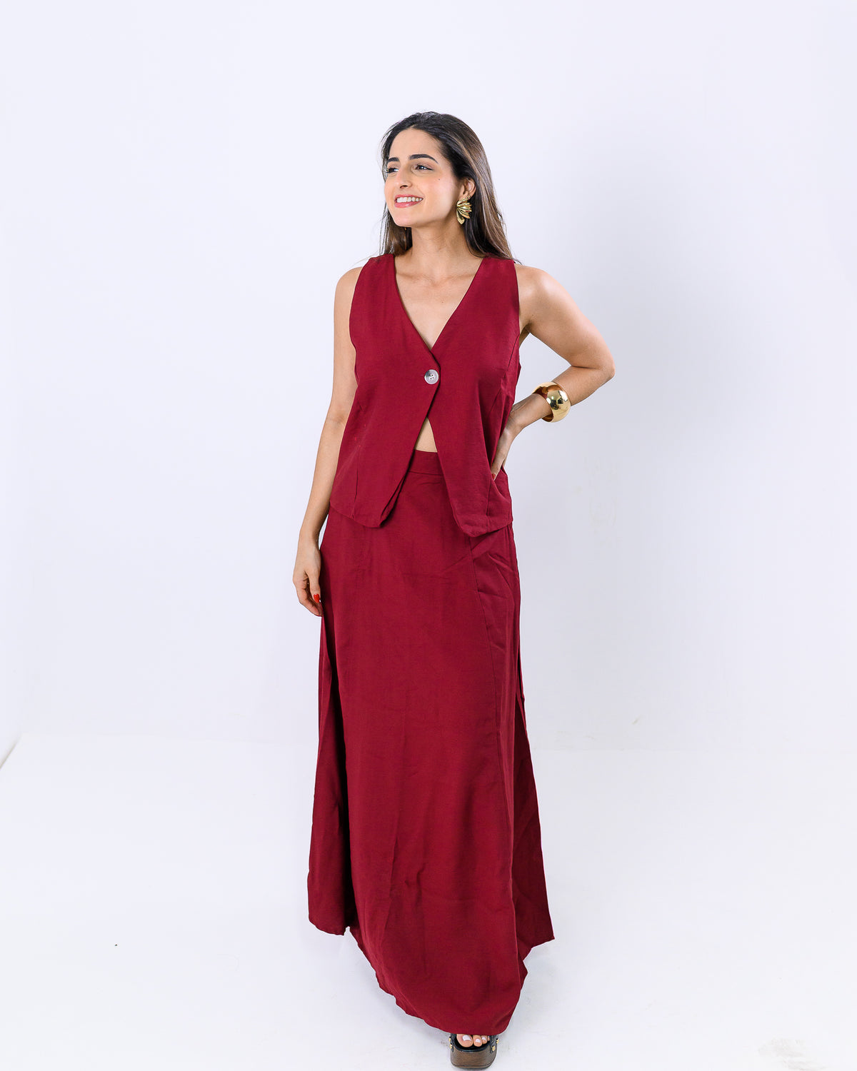 Conjunto Saia Longa e Colete Donatella