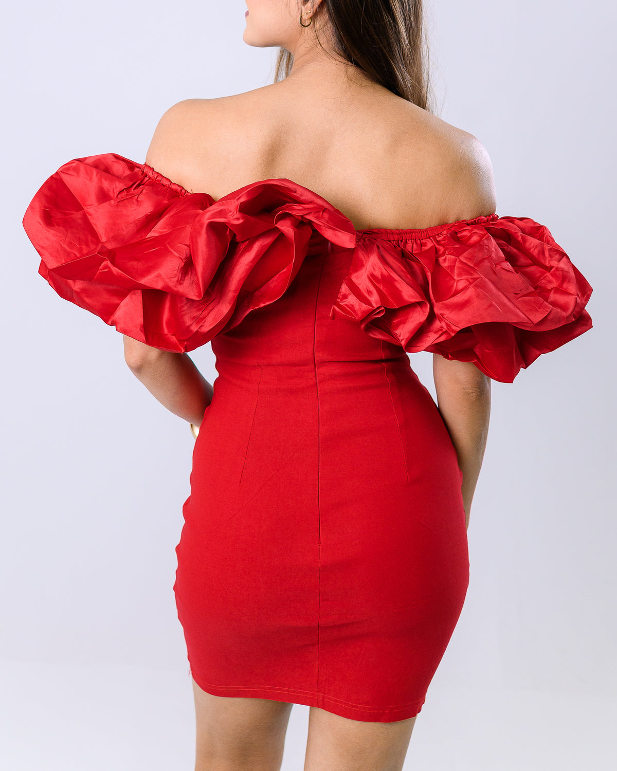 Vestido Curto com Babado Sara